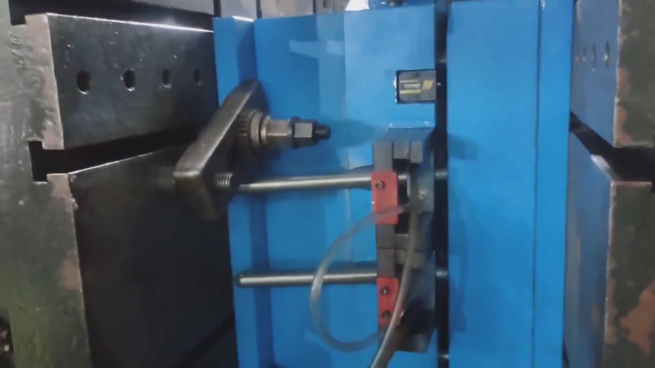 PP 90° 弯头扩口